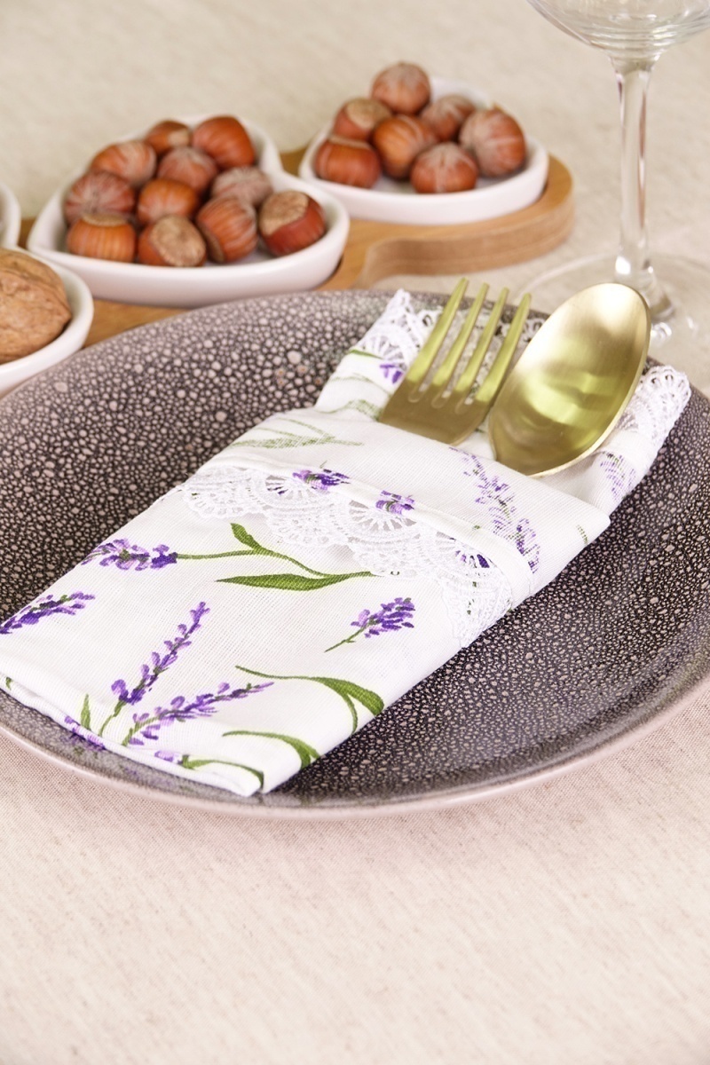 Салфетка полулен с кружевом 031 Лаванда (белый) (вид 2)