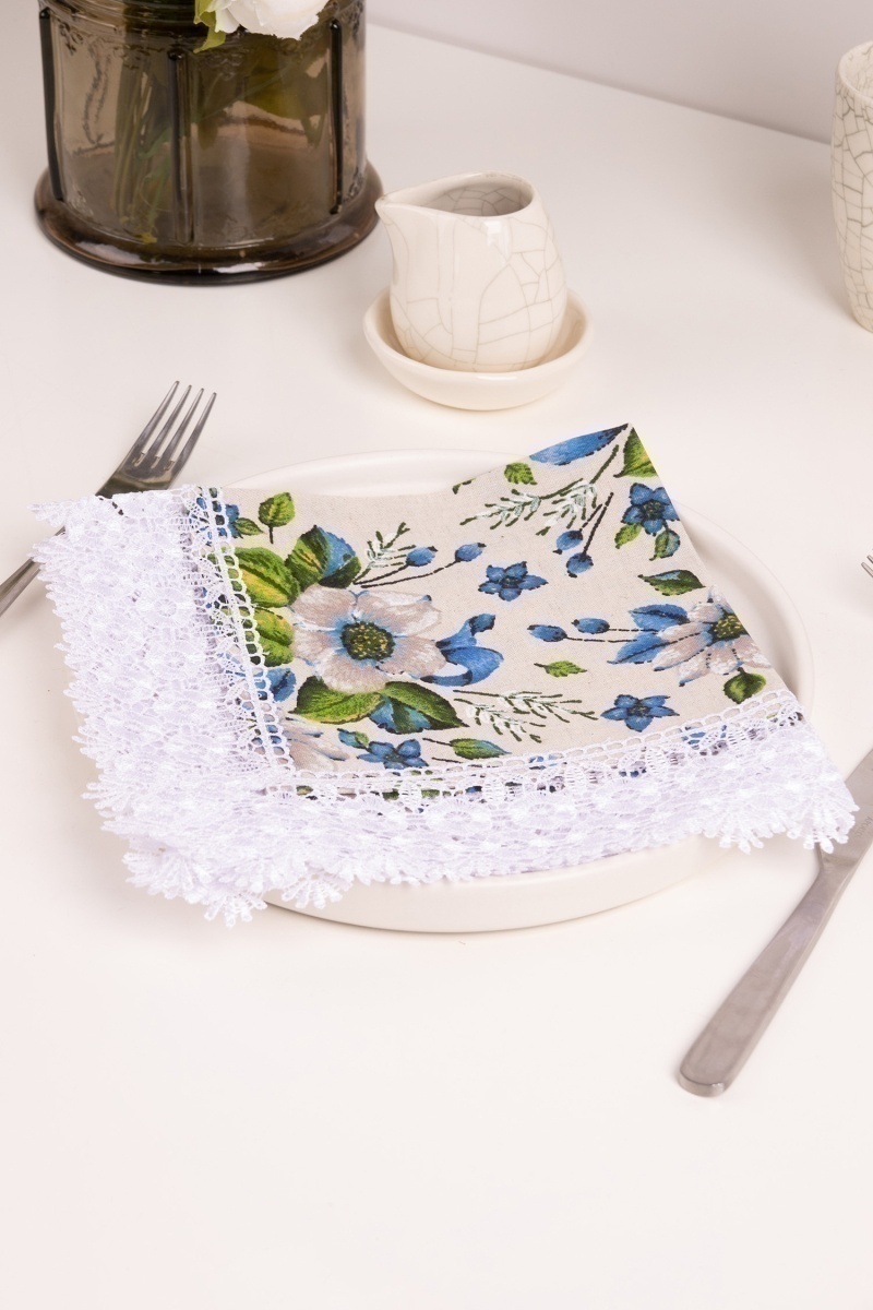 Салфетка полулен с кружевом 028 Герберы (синий) (вид 9)