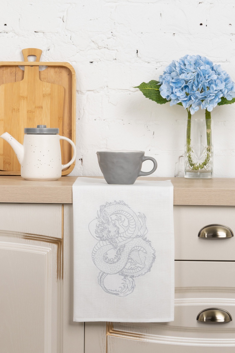 Полотенце полулен Отбеленное с вышивкой Дракон (серебро) 362 - 45/60