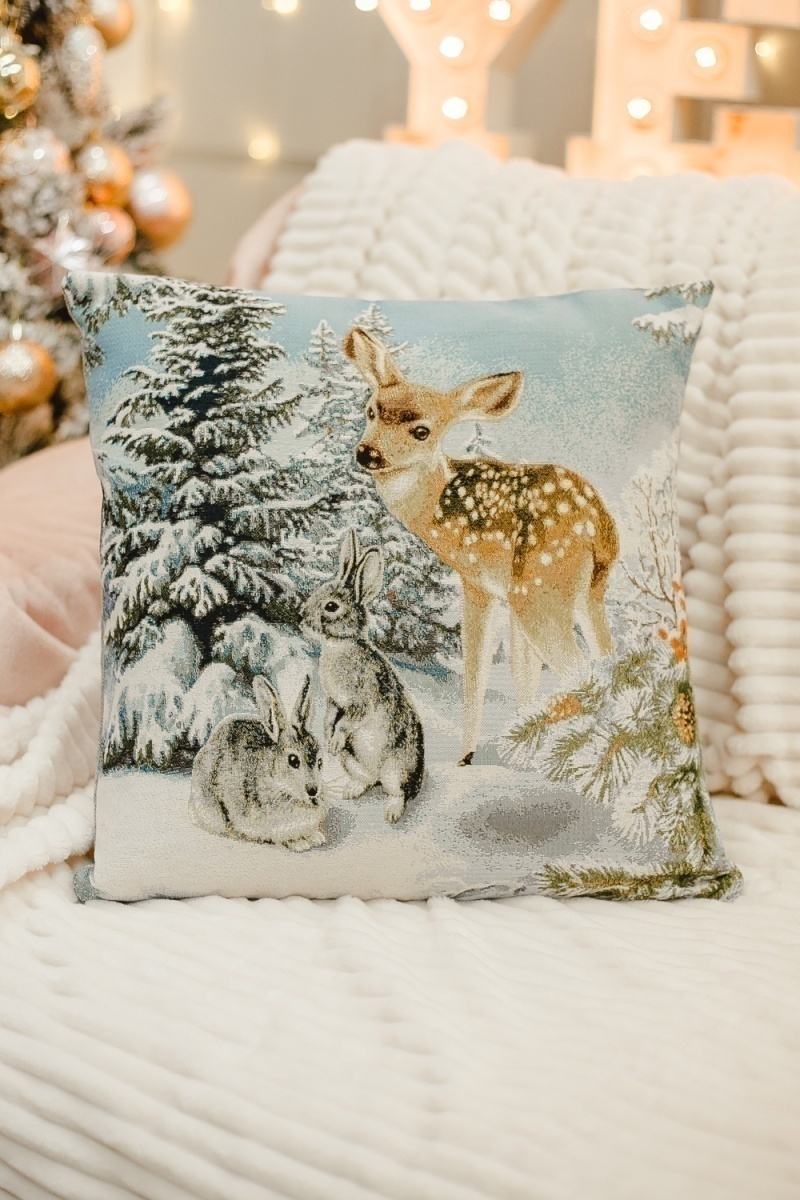 Наволочка декоративная 45х45 Олень и два зайца (голубой)