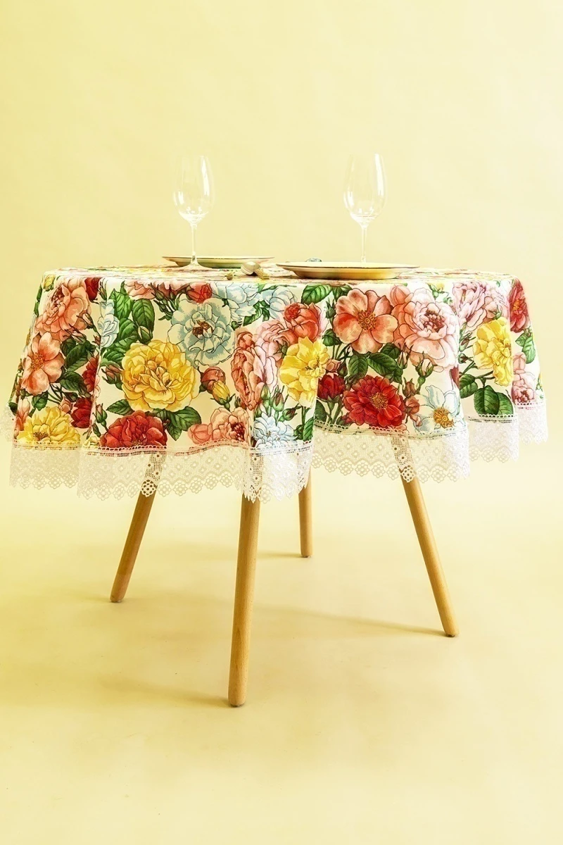 Скатерть круглая с кружевом 006 Аромат розы (вид 1)