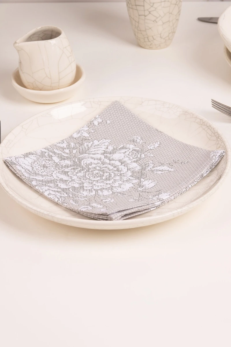 Салфетка из рогожки (Диз) 003 Бабочки в цвету