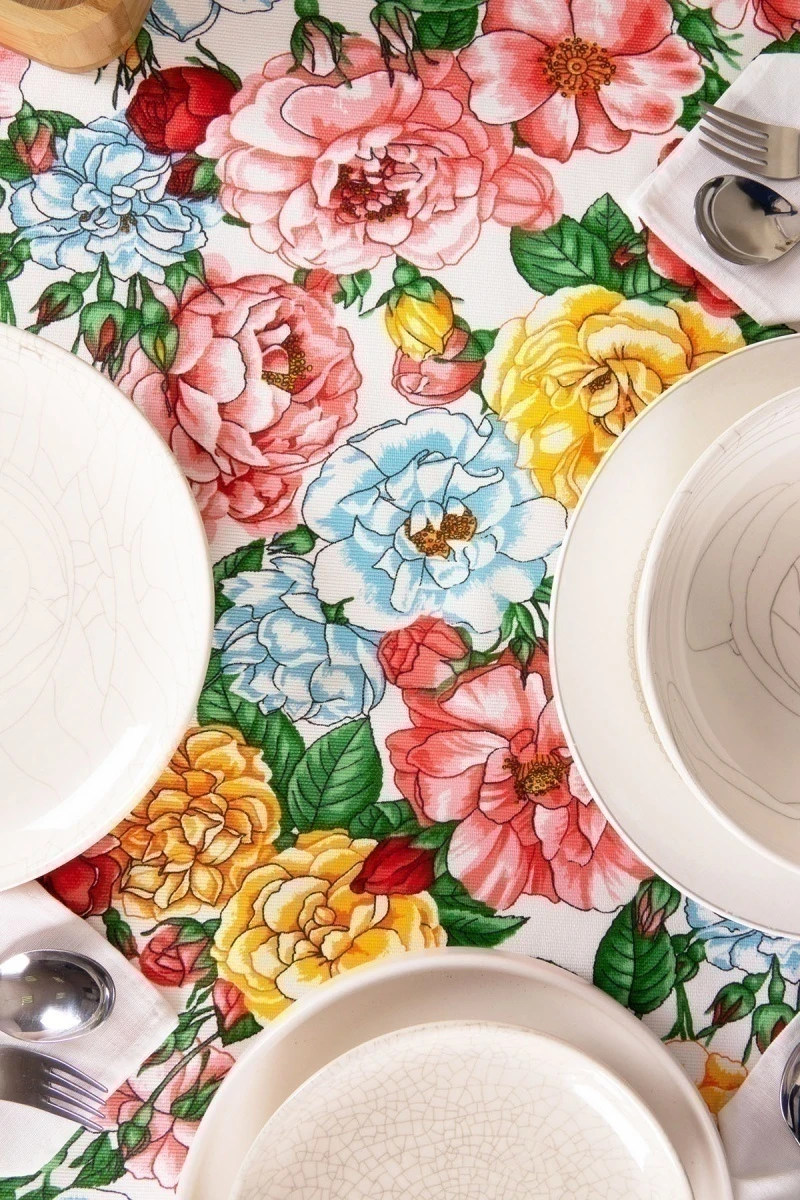 Скатерть с кружевом рогожка "ХБК" Аромат розы (вид 1)