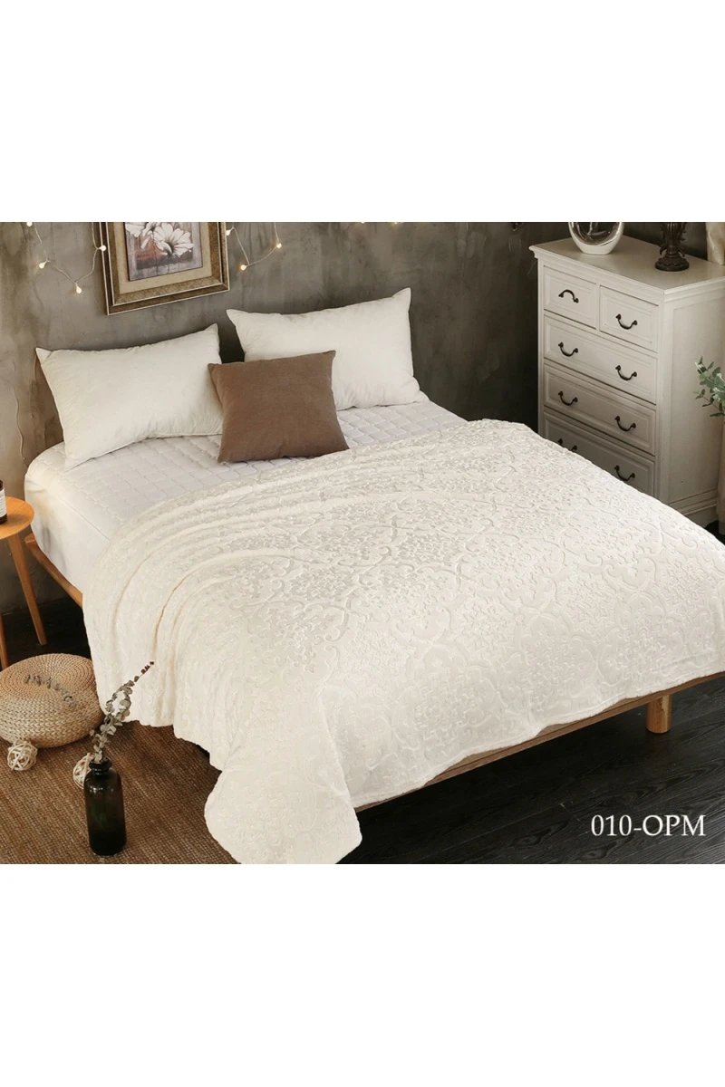 Покрывало плюш велюр 010-OPM перламутр