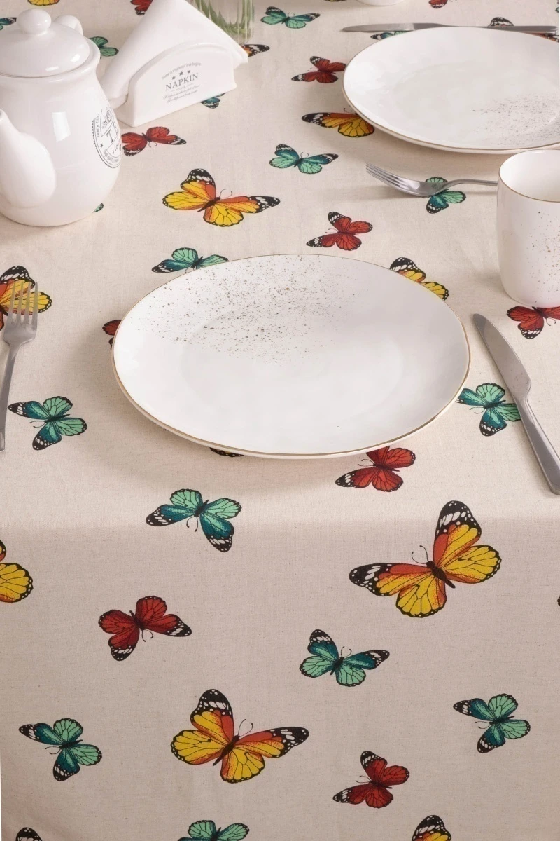 Скатерть с кружевом полулен 028 Бабочки (красный) (вид 5 Н)