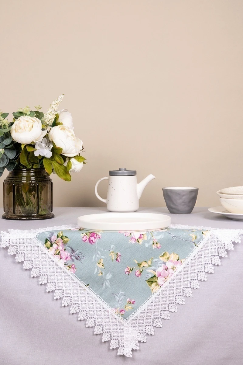 Салфетка из рогожки с кружевом (Диз) 049 Цвет вишни (серо-голубой) (вид 3)