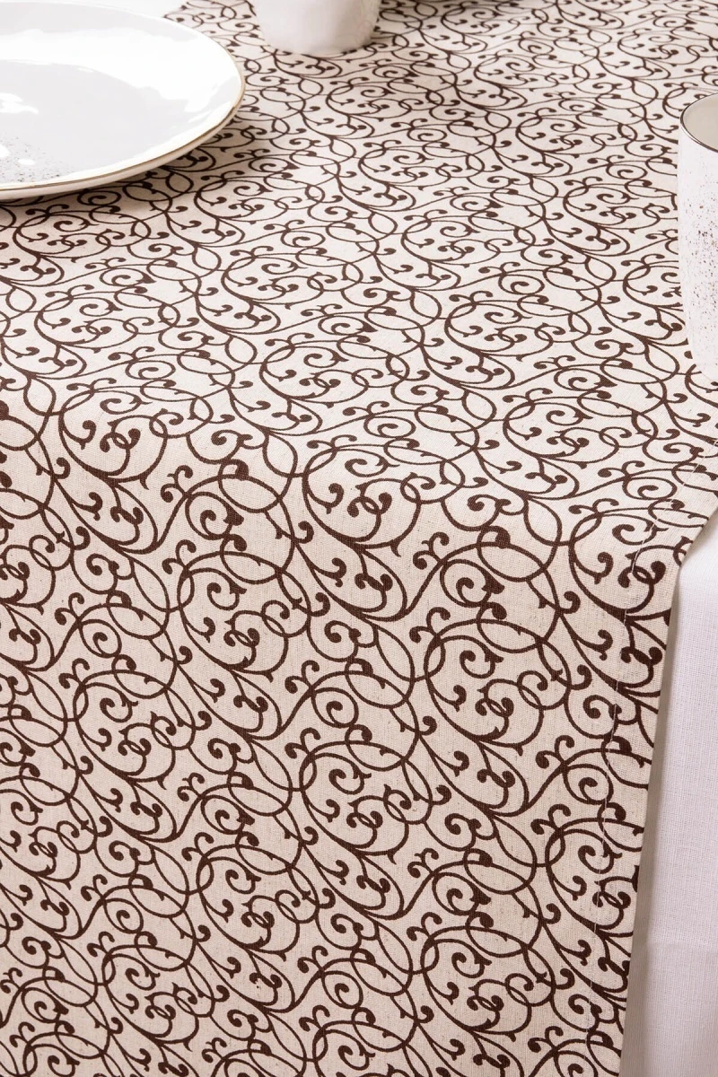 Дорожка полулен "ГП" Изящный вензель (коричневый)