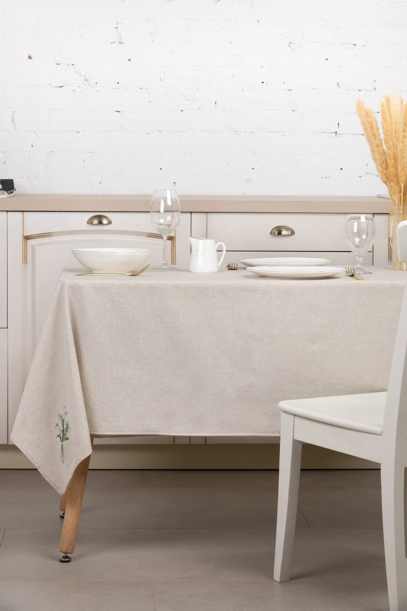 Скатерть полулен Льняная с вышивкой Ландыш (ГОС)