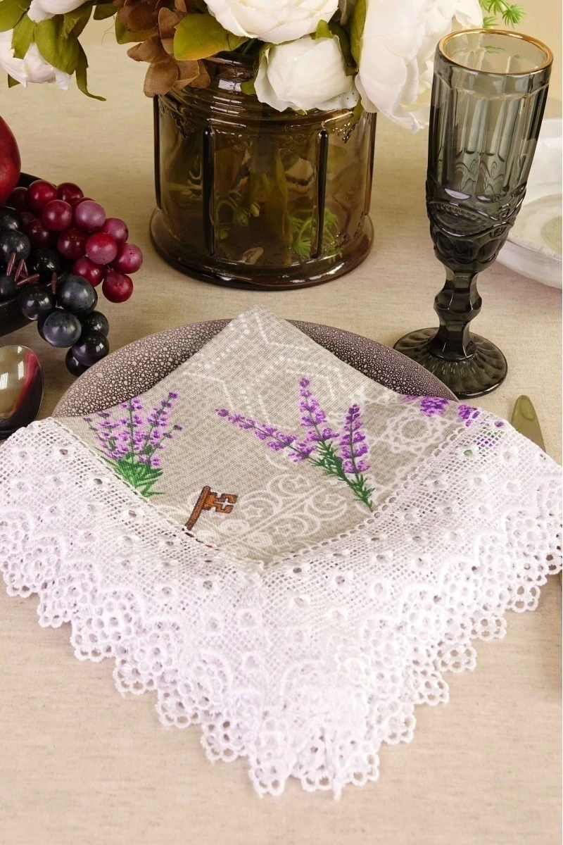 Салфетка из рогожки с кружевом 002 Букеты лаванды (вид 1)