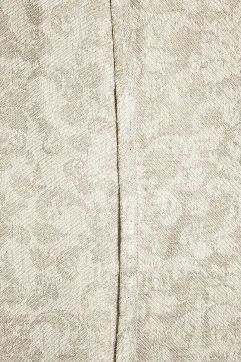 Покрывало жаккардовое "Рим" бежевое