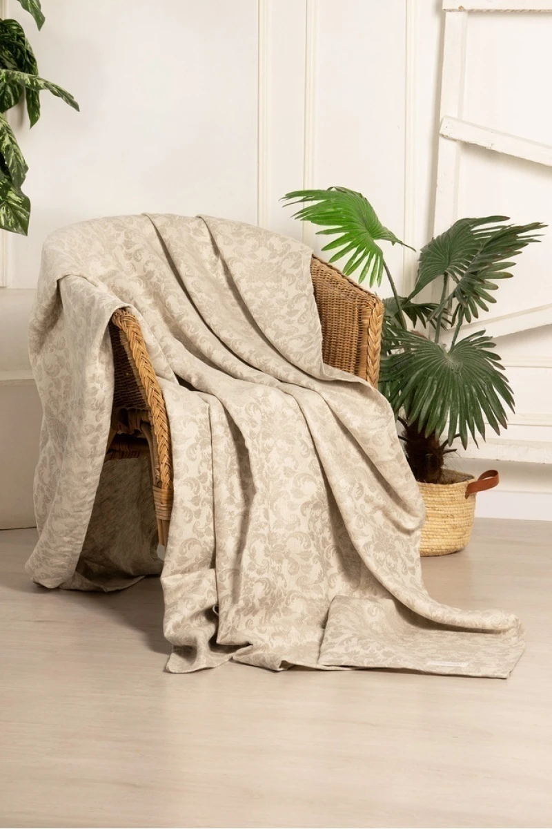 Покрывало жаккардовое "Рим" бежевое