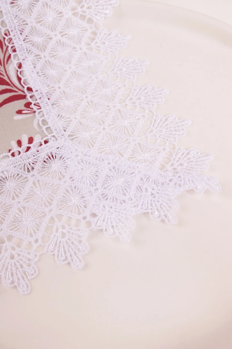 Салфетка полулен с кружевом 006 Петухи красные (вид 3)