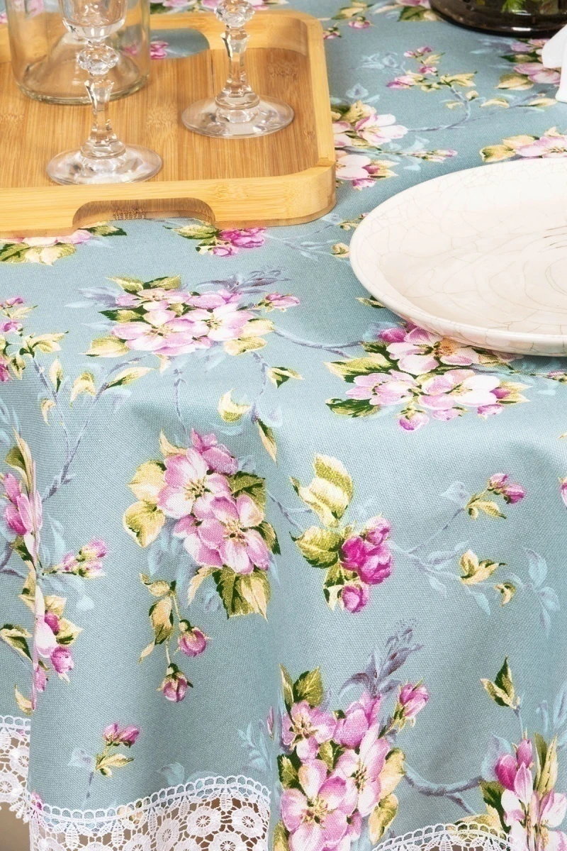 Скатерть круглая с кружевом рогожка "Диз" Цвет вишни (серо-голубой) (вид 9) (145х145 см)