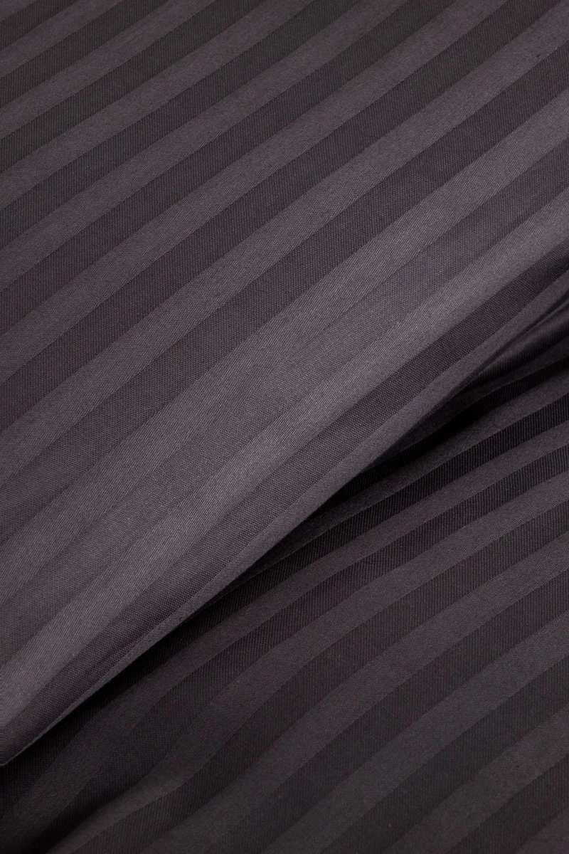 Простыня на резинке страйп-сатин "ЕА" 130г/м "ЕА-Графит" арт. 3910 (полоса 1*1 см) (240 см)