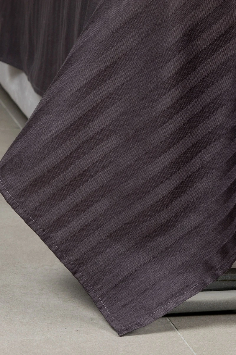 Простыня страйп-сатин "ЕА" 130г/м "ЕА-Графит" арт. 3910 (полоса 1*1 см) (240 см)