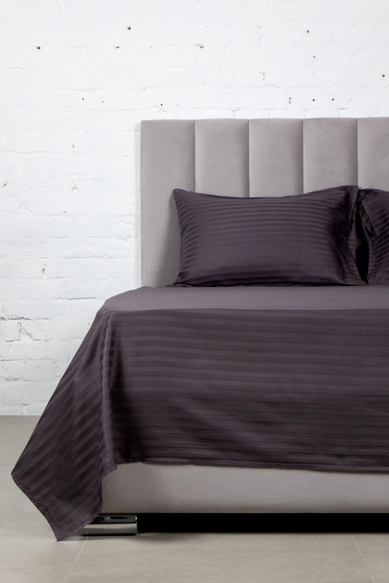 Простыня страйп-сатин "ЕА" 130г/м "ЕА-Графит" арт. 3910 (полоса 1*1 см) (240 см)