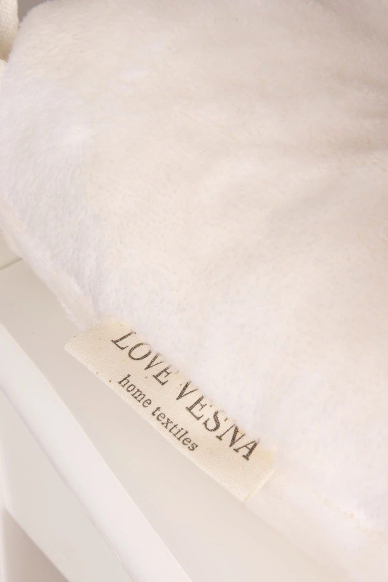 Подушка на стул из плюша Молочная арт. 007-ODN (М-5)