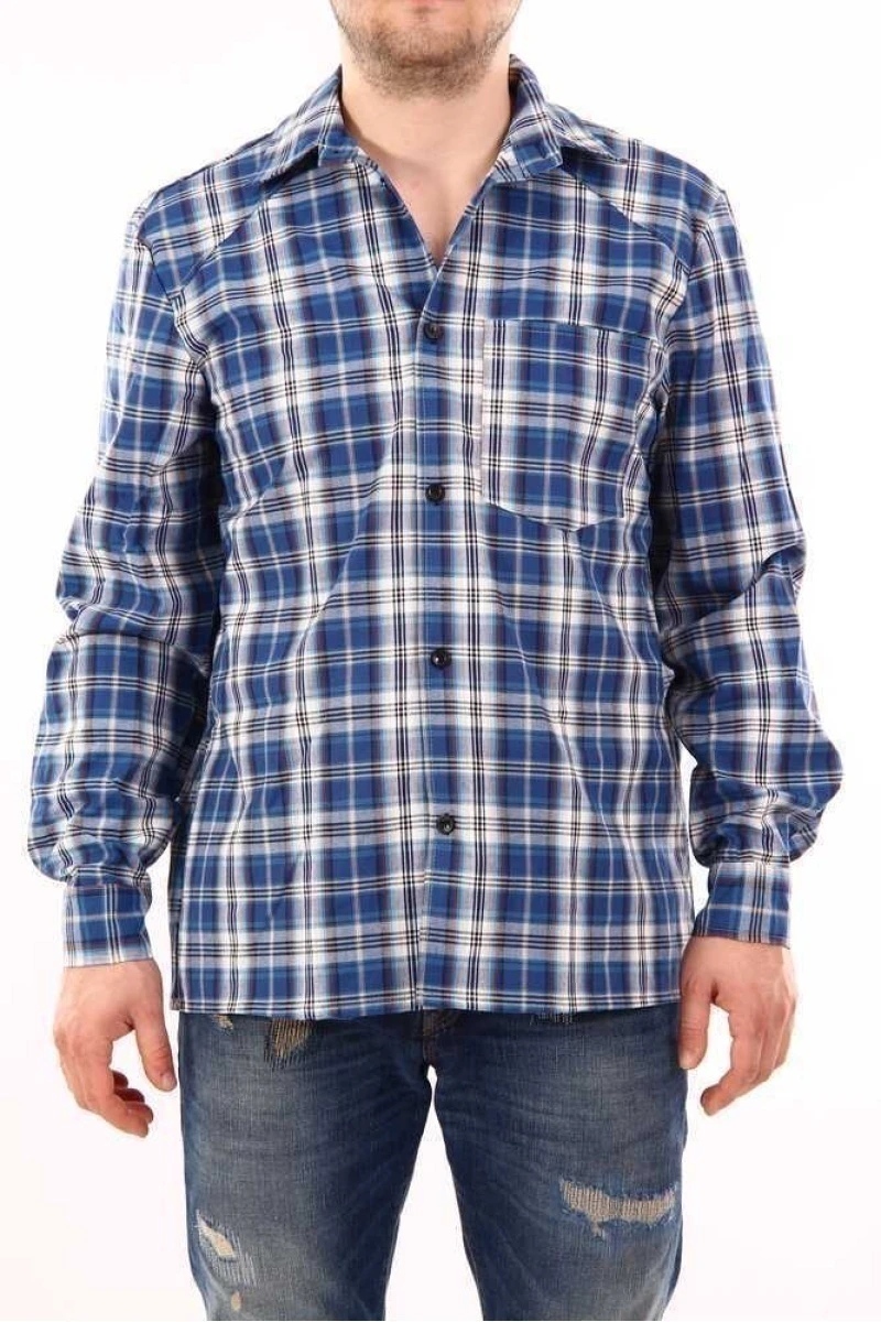 Мужская рубашка с длинным рукавом