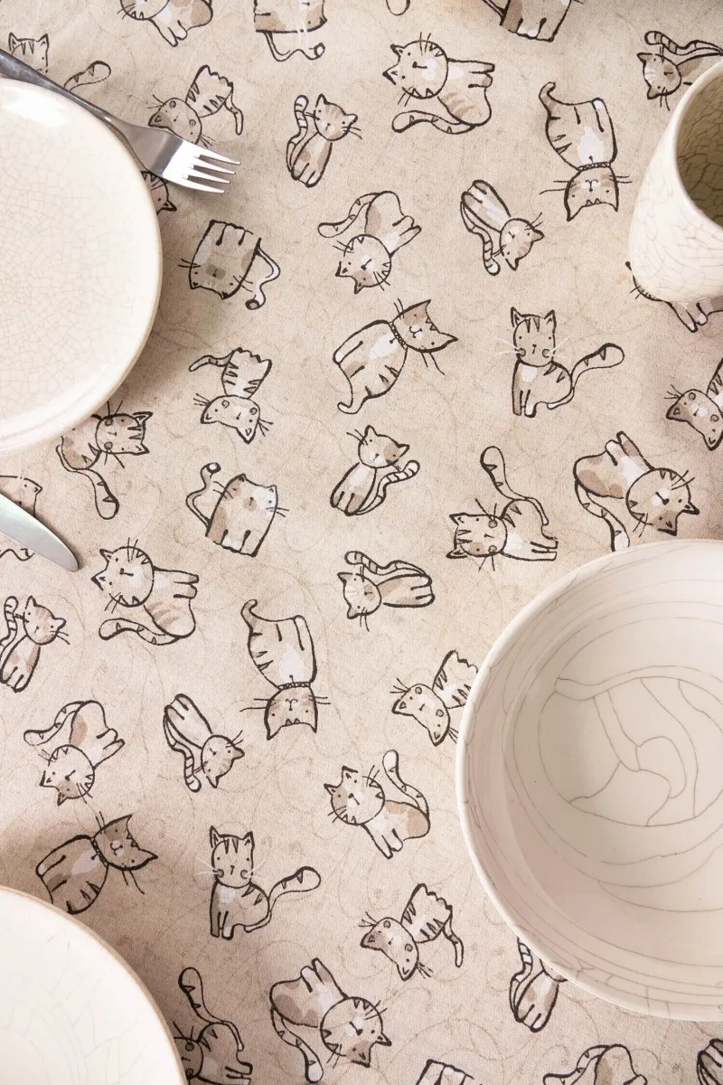 Скатерть полулен "ГП" Китти (чёрный)