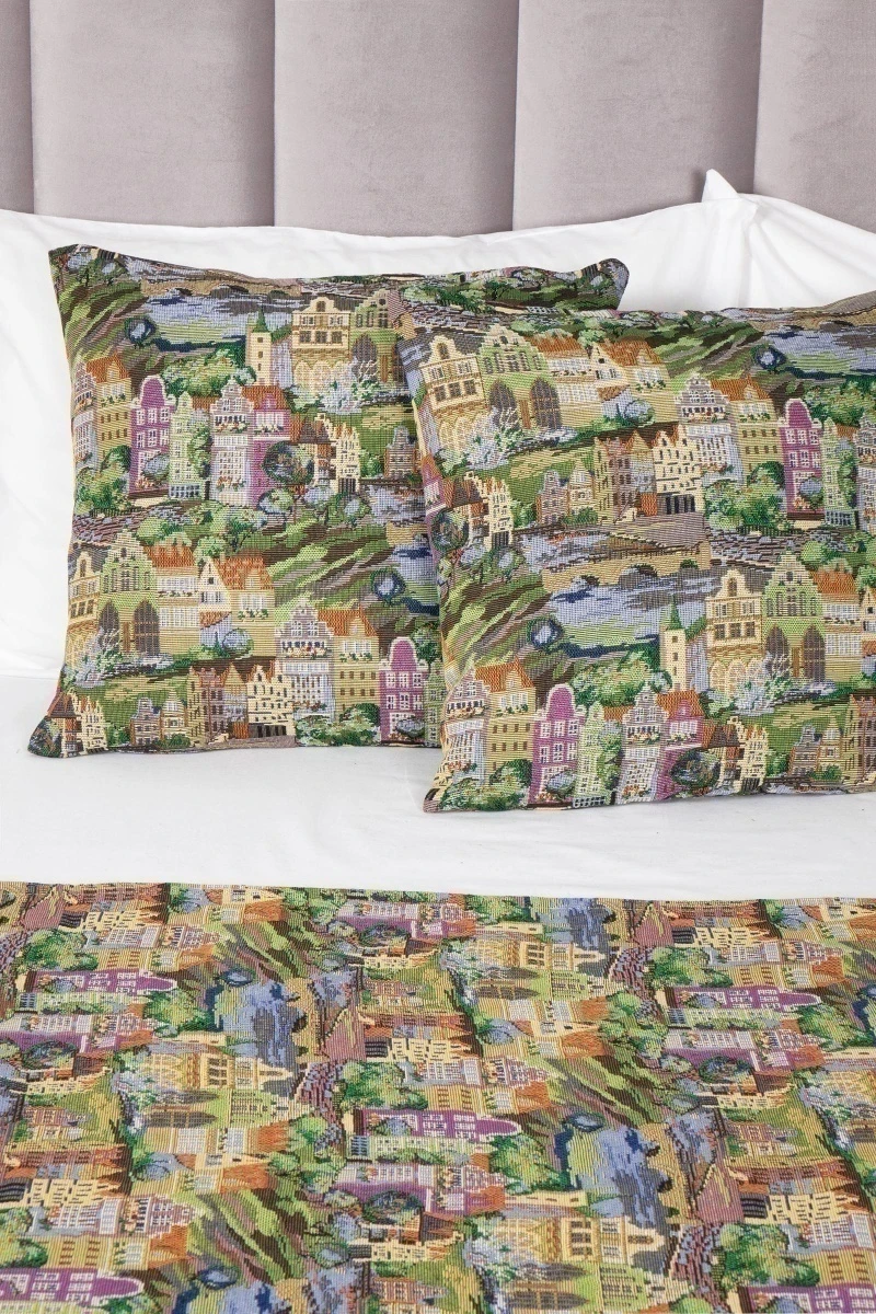 Наволочка гобелен на молнии "Домики" арт. T-164 (200 см)