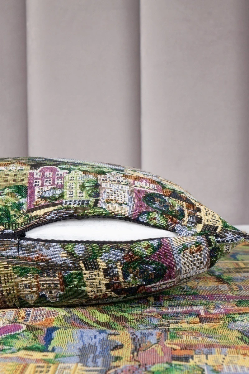 Наволочка гобелен на молнии "Домики" арт. T-164 (200 см)