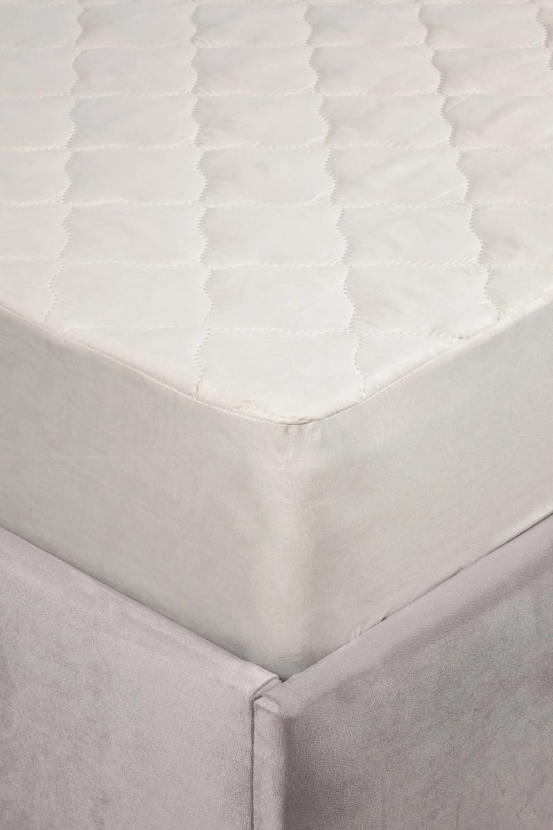 (LV) Наматрасник Микрофибра стеганый с бортом 25см (150г/м2) бежевый