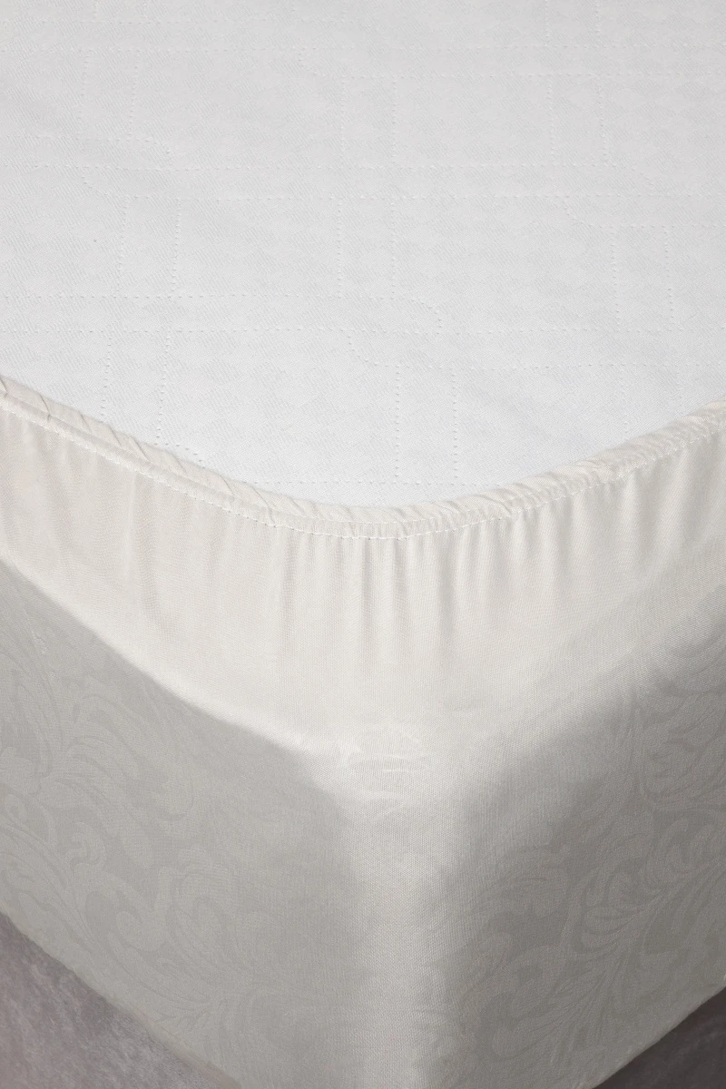 (LV) Наматрасник Микрофибра стеганый с бортом 25см (150г/м2) бежевый