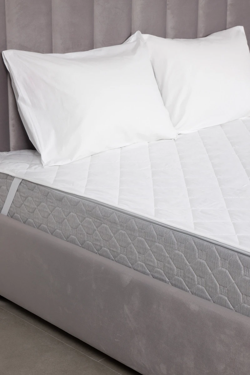 (LV) Наперник на молнии Мулетон водонепроницаемый (белый)