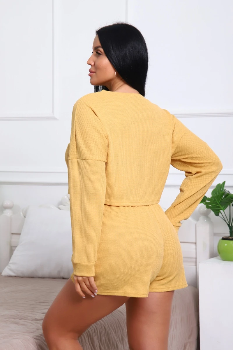 Костюм с шортами 82042 (горчичный) Костюм 82042 за 863 ₽ купить в ...