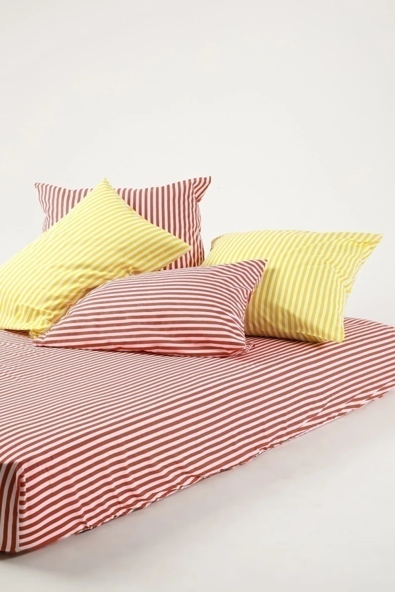 Простыня на резинке Urban Family Малиновый полоса (в ассортименте)