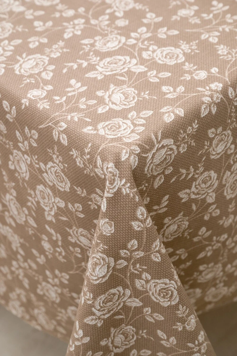 Скатерть Розы на льне (коричневый)