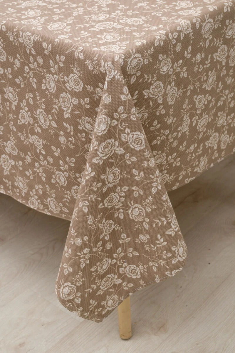 Скатерть Розы на льне (коричневый)