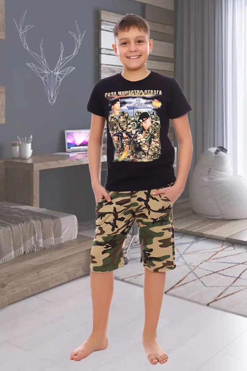 Костюм с шортами Мужество (черный)