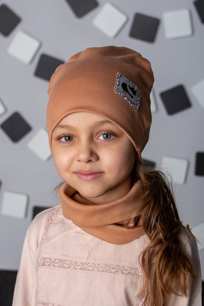 Комплект шапка и шарф FLT Стразы (бежевый)