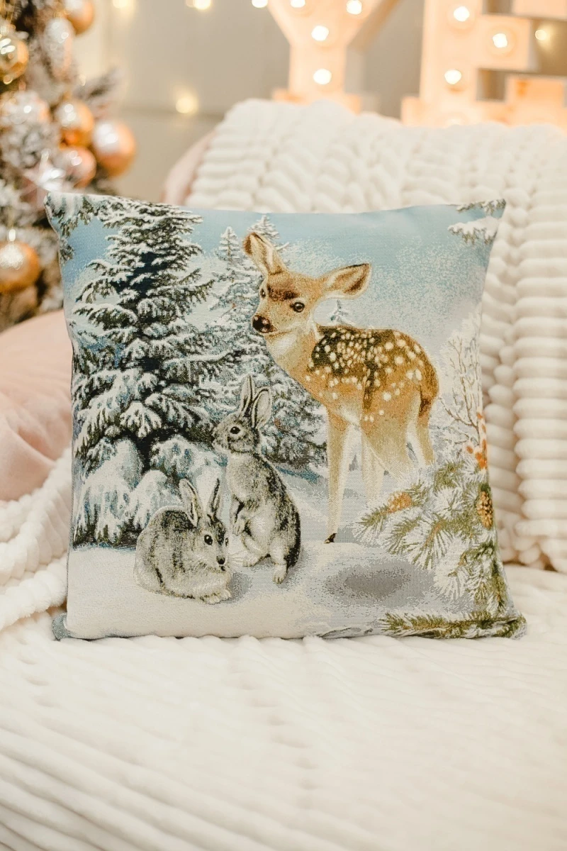 Наволочка декоративная 45х45 Олень и два зайца (голубой)