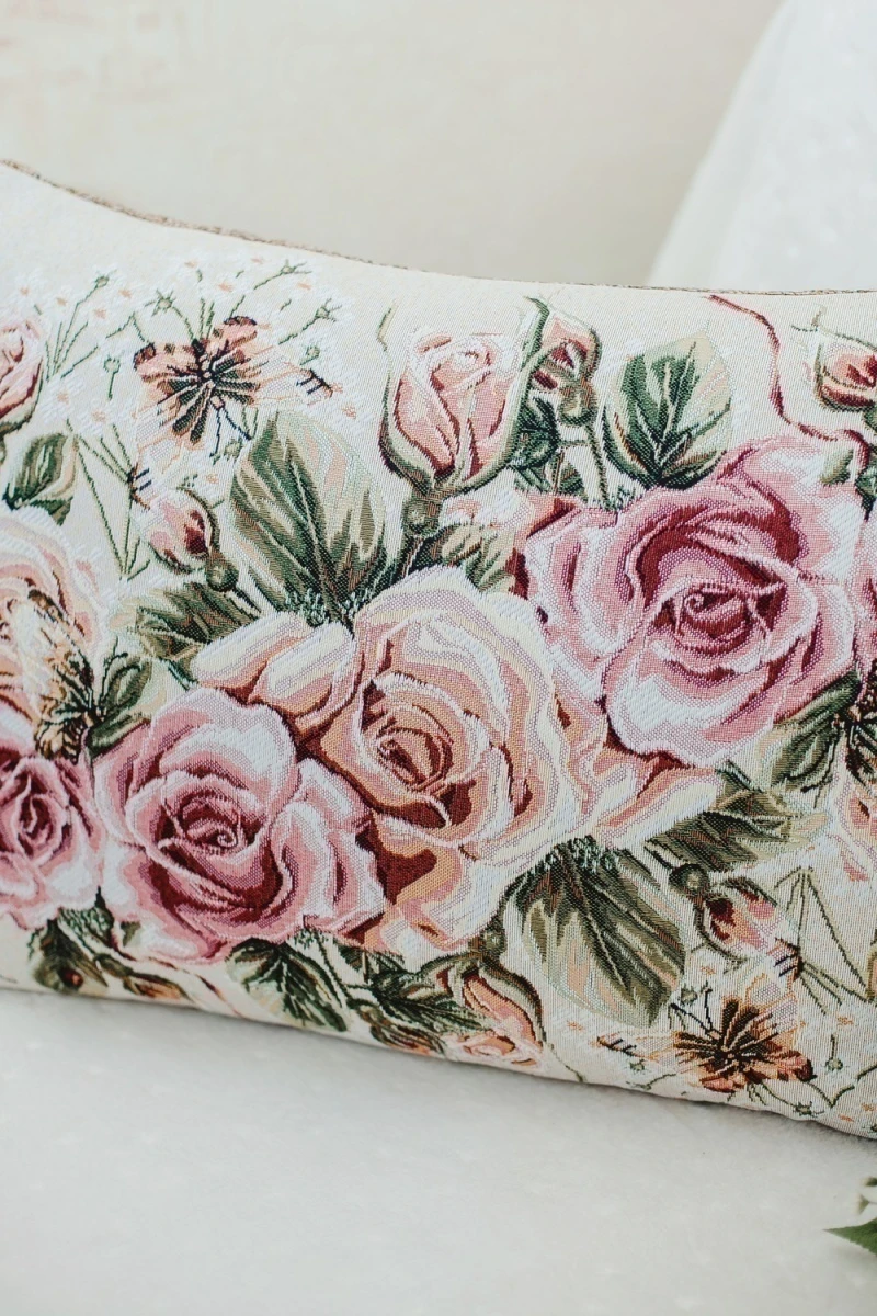 Наволочка декоративная 65х45 Роза бежевый (бежевый)