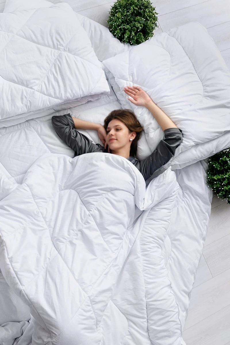 Одеяло норма 200 гр Raposa Home, микрофибра (белый)