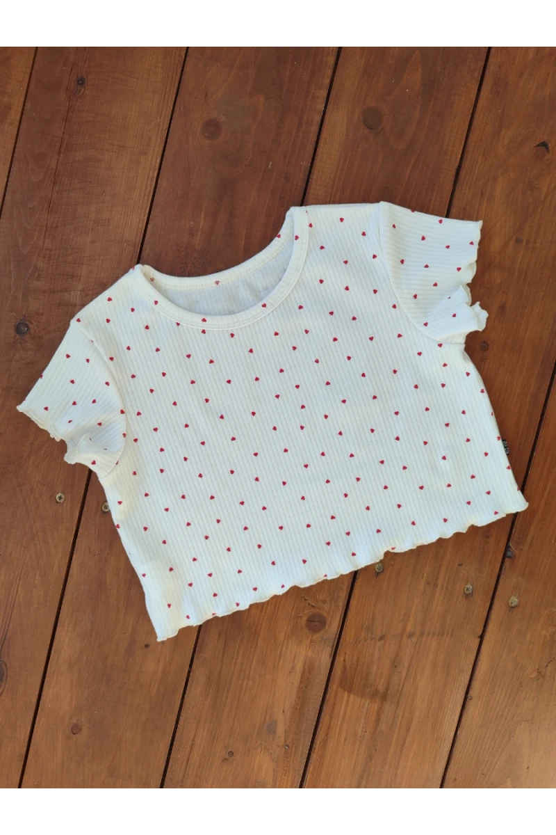 Пижама с шортами 33063 (сердца на молочном)