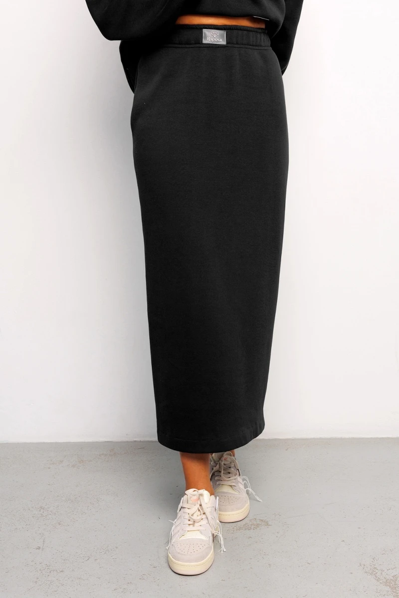 Юбка с разрезом 388BLK (черный)