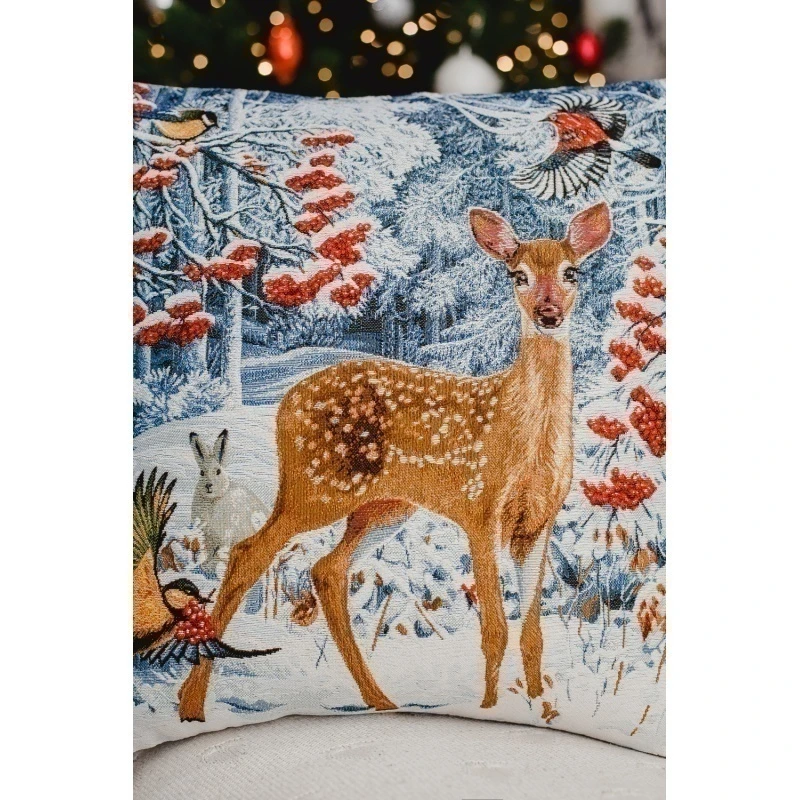 Наволочка декоративная 45х45 Снегирь с фонарем (светло-голубой)