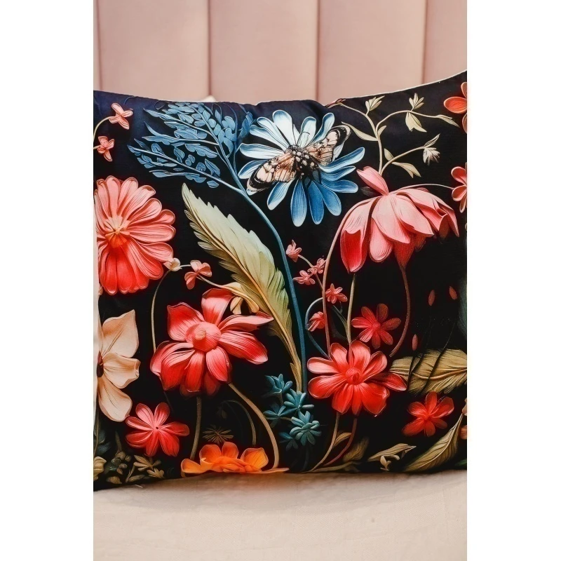Наволочка декоративная декоративная 1 шт 3D эффект (черный+букет)