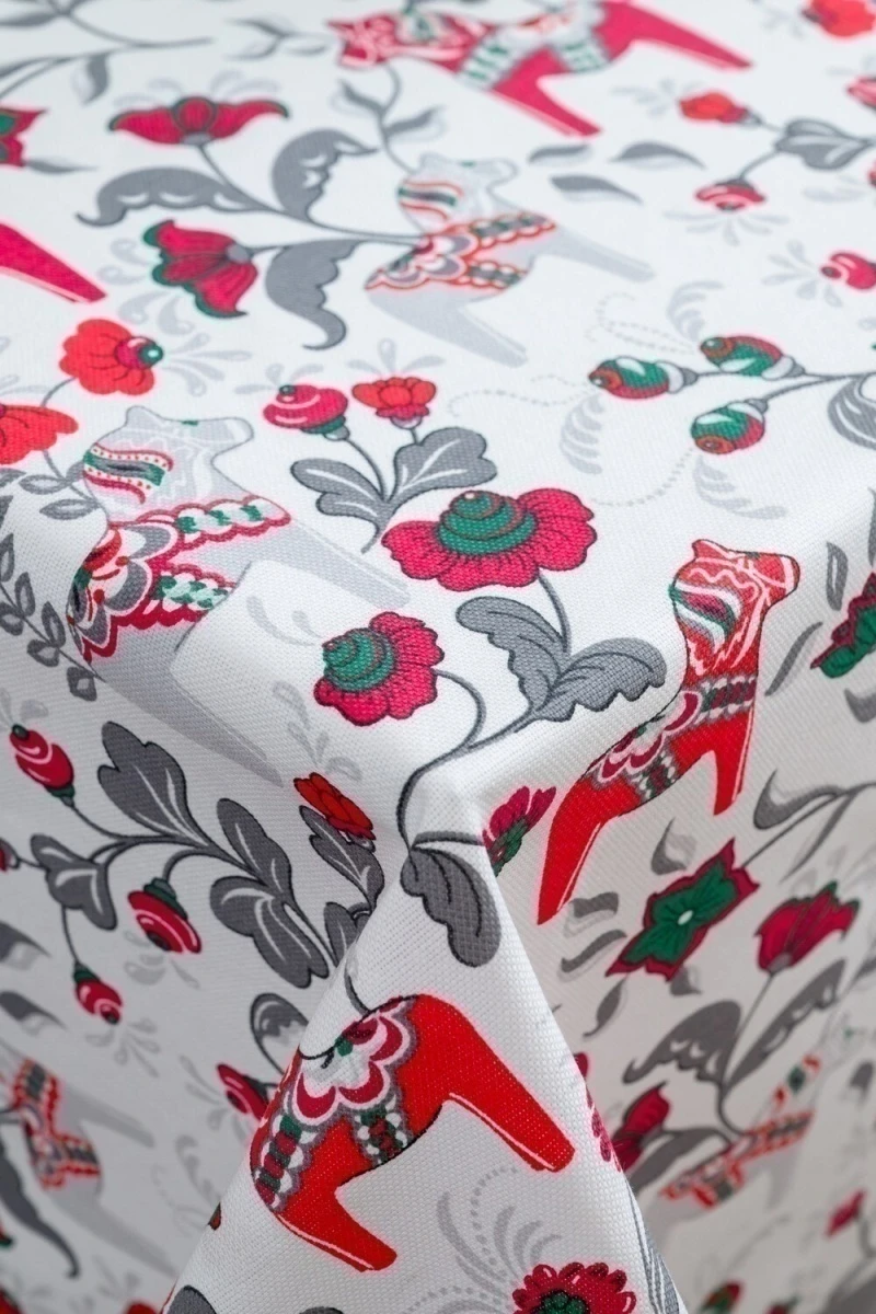 Скатерть Городецкая лошадка (белый)