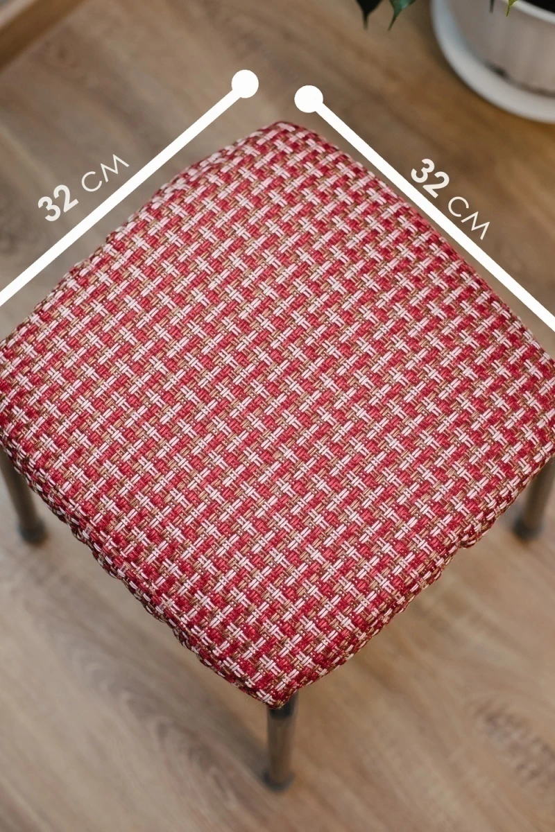 Подушка для мебели Плетенка черная 32х32 (красный)