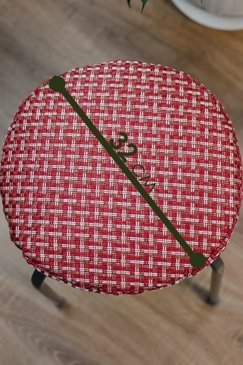 Подушка для мебели Плетенка черная 32х32 (красный)