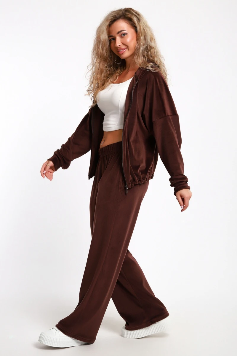 Костюм с брюками 061 (коричневый)