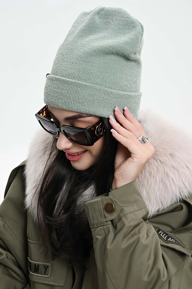 Шапка теплая в рубчик (зеленый)