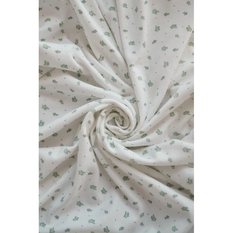 Простыня 120*60 для новорожденных (зеленые цветы)