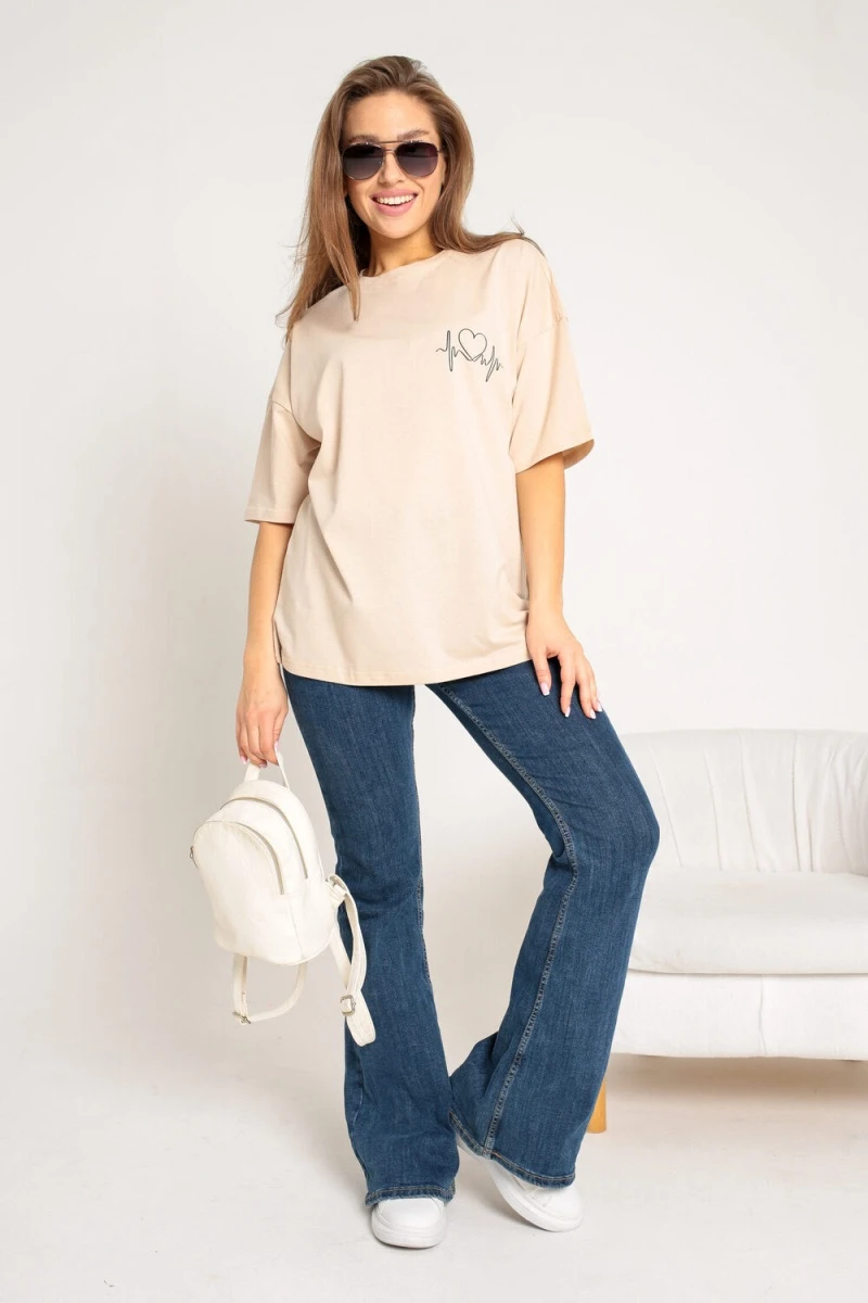 Футболка оверсайз с принтом (бежевый)