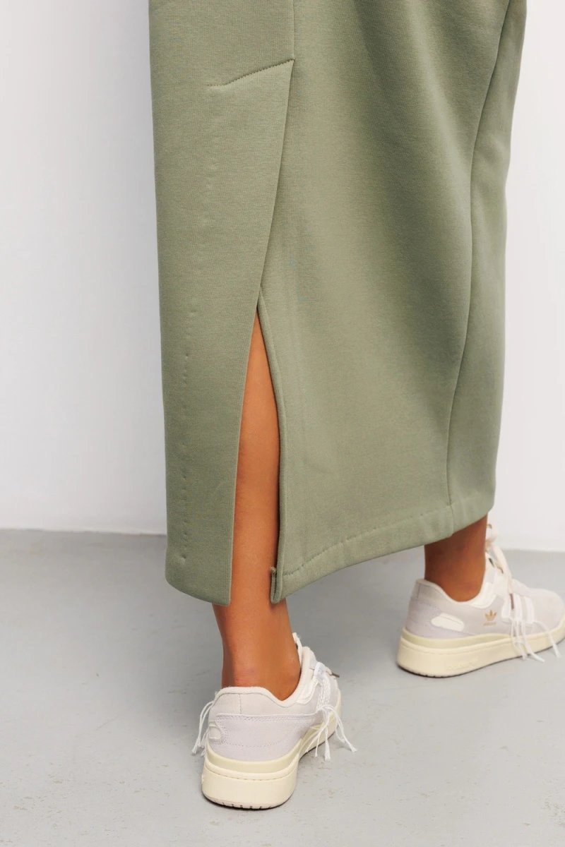 Юбка длинная макси с разрезом 388KHK (хаки)