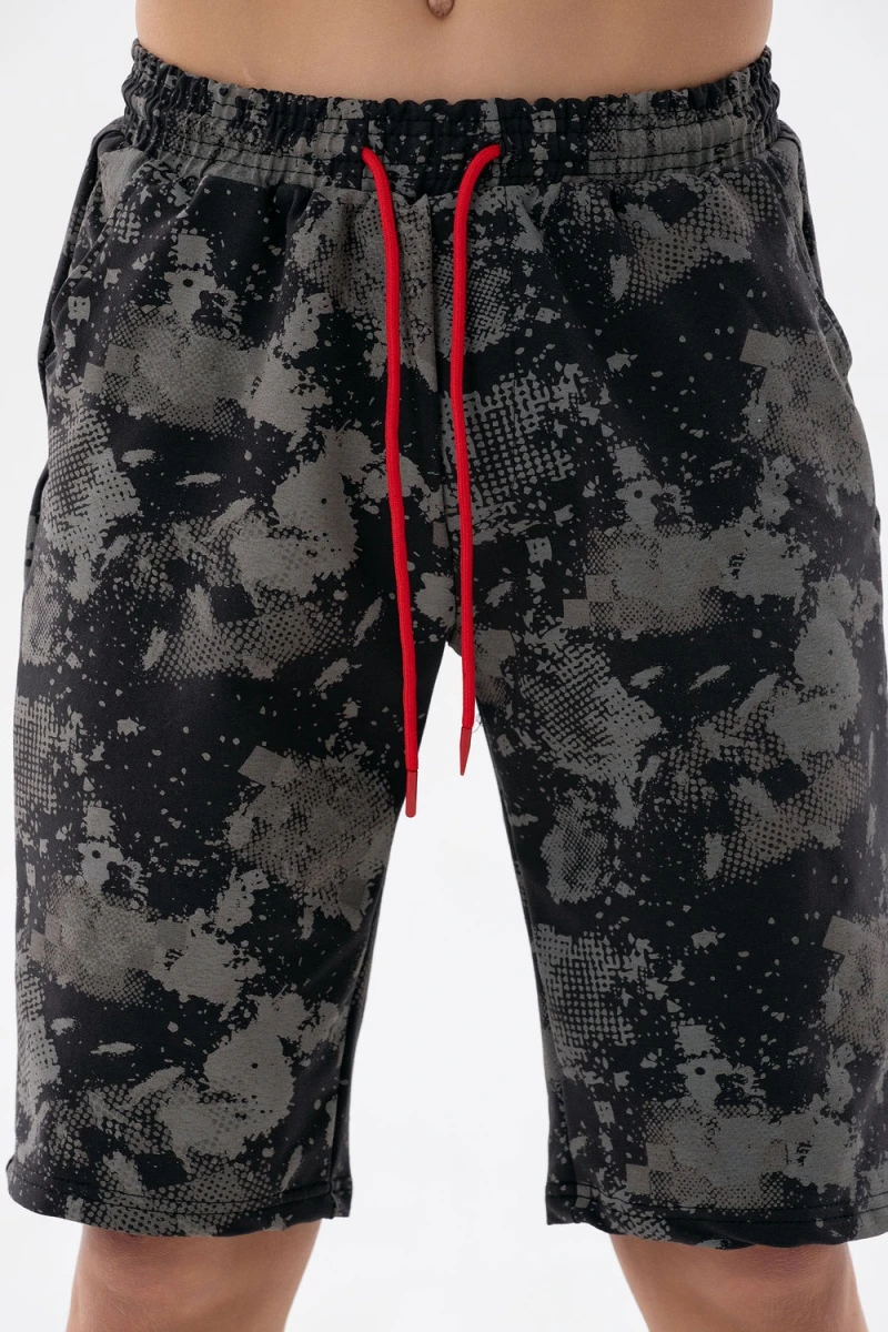 Костюм с шортами Страйк (белый)